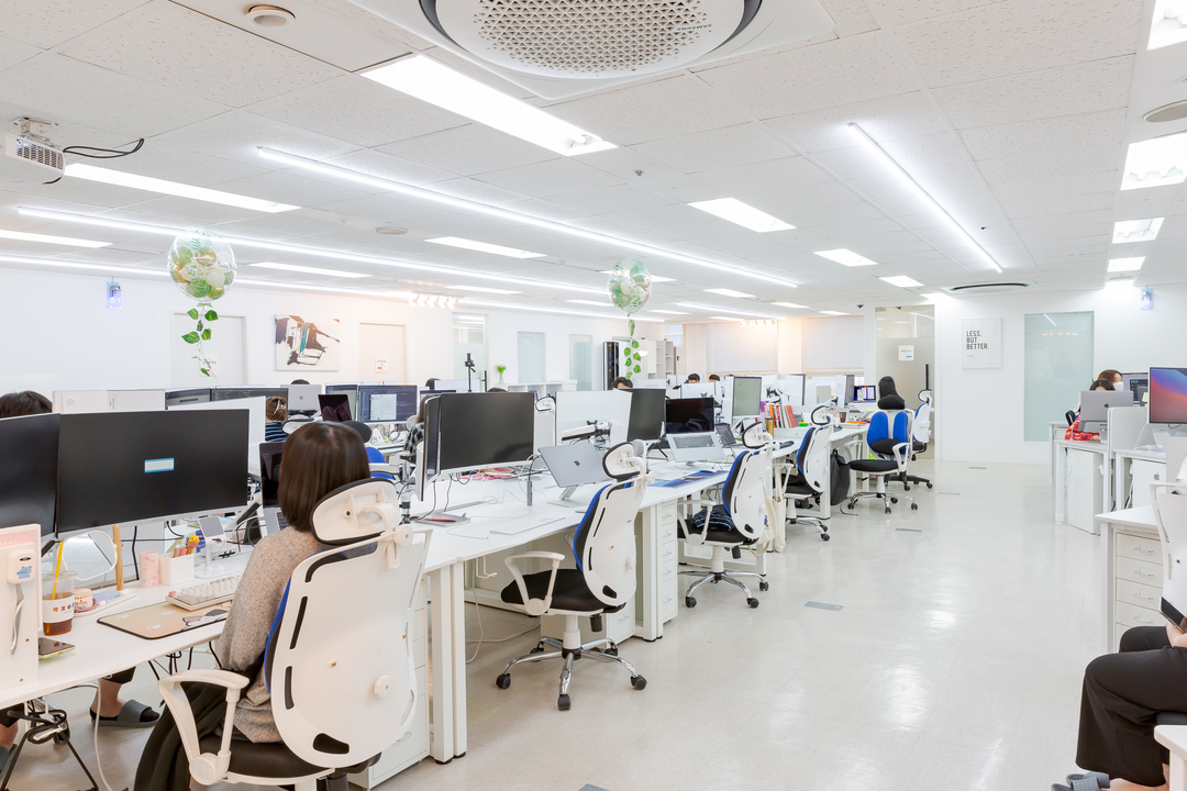 웨이커 대표이미지