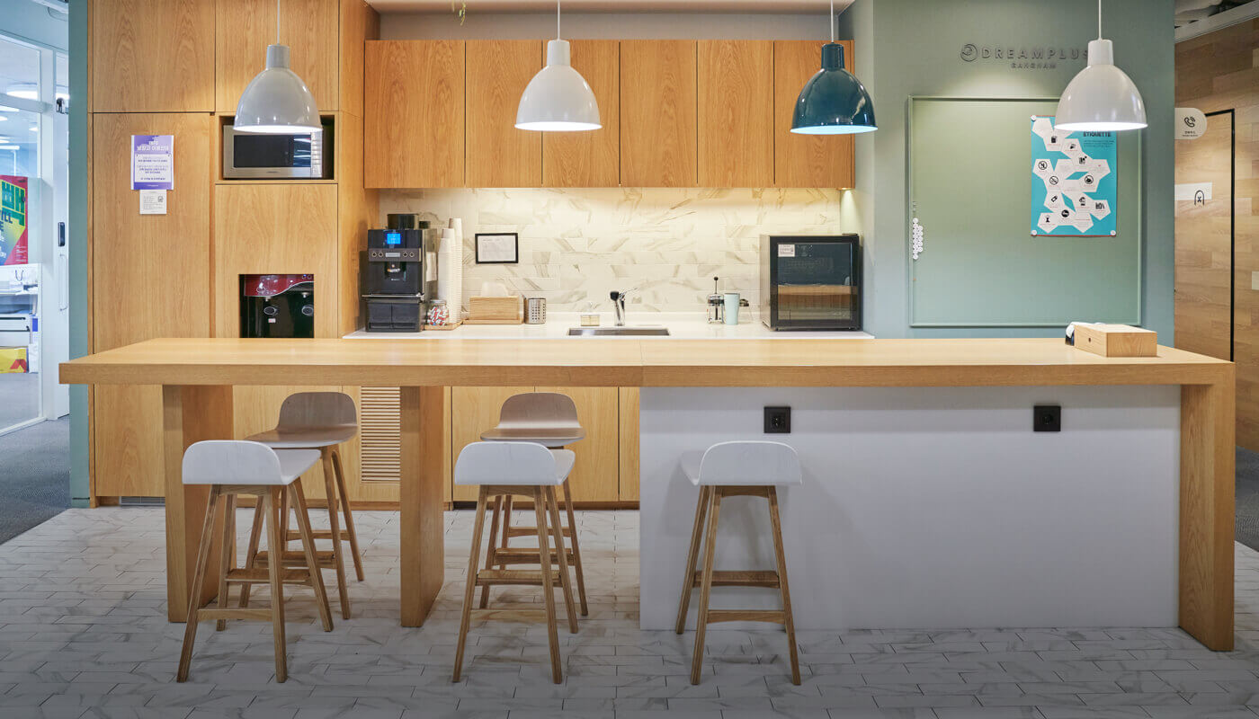 주식회사 마크앤컴퍼니 대표이미지