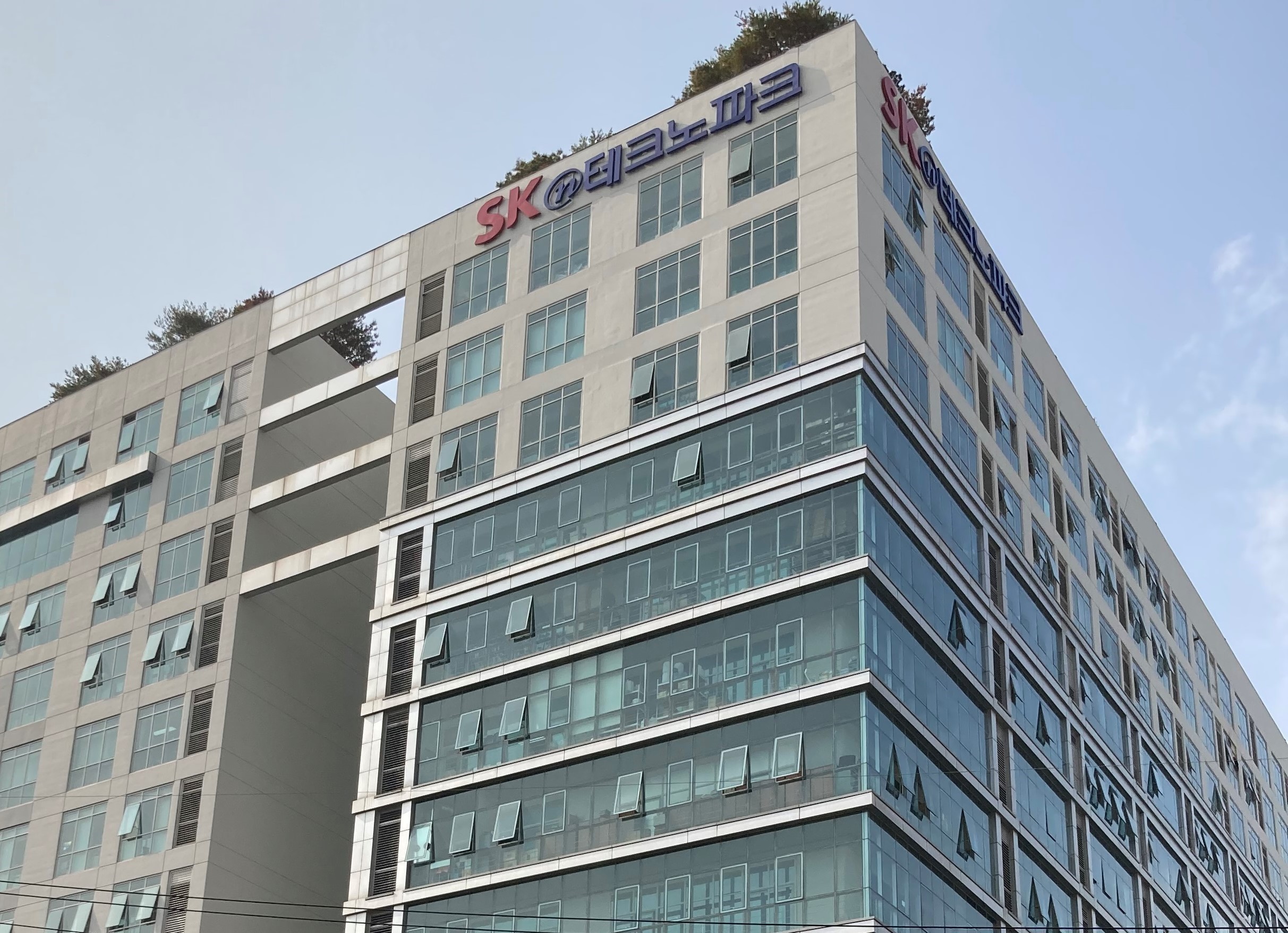 (주)쓰리뷰 대표이미지