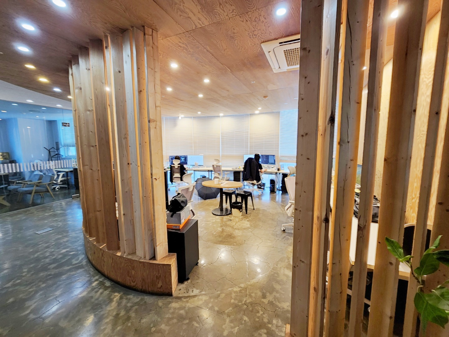 포비즈코리아 대표이미지