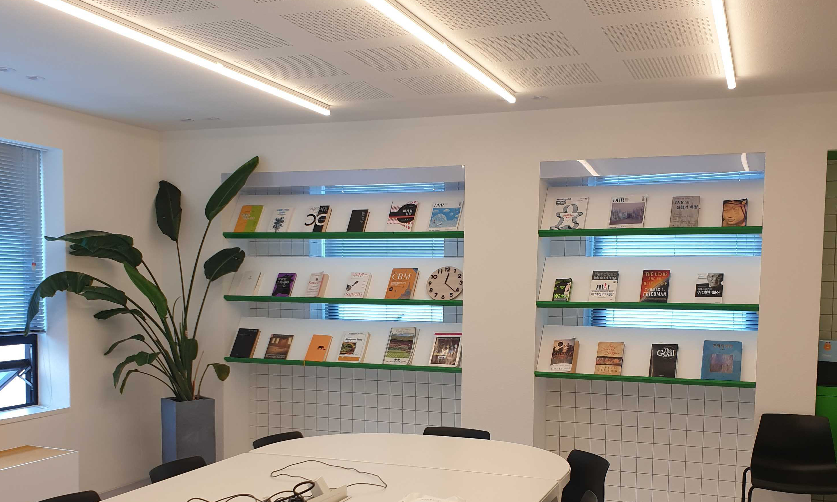 (주)밀버스 대표이미지