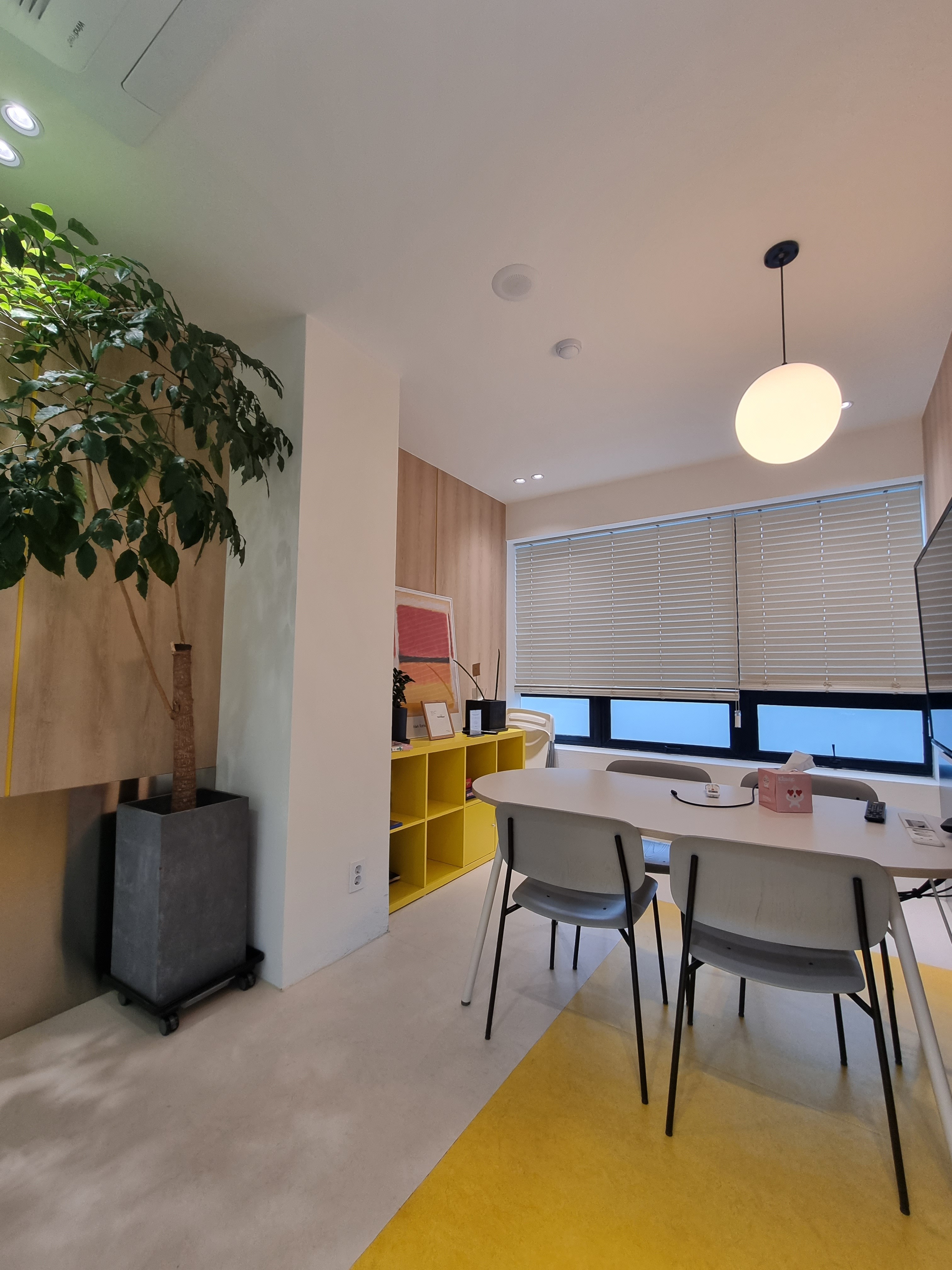 (주)밀버스 대표이미지