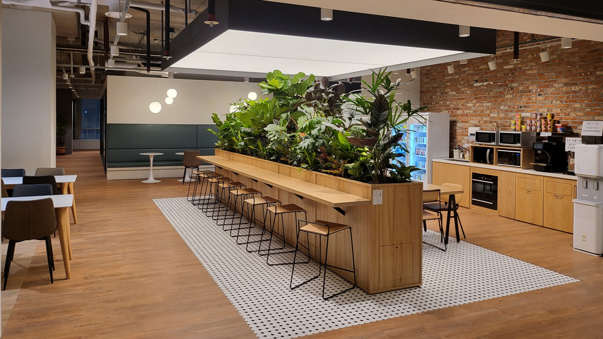 디케이테크인 대표이미지