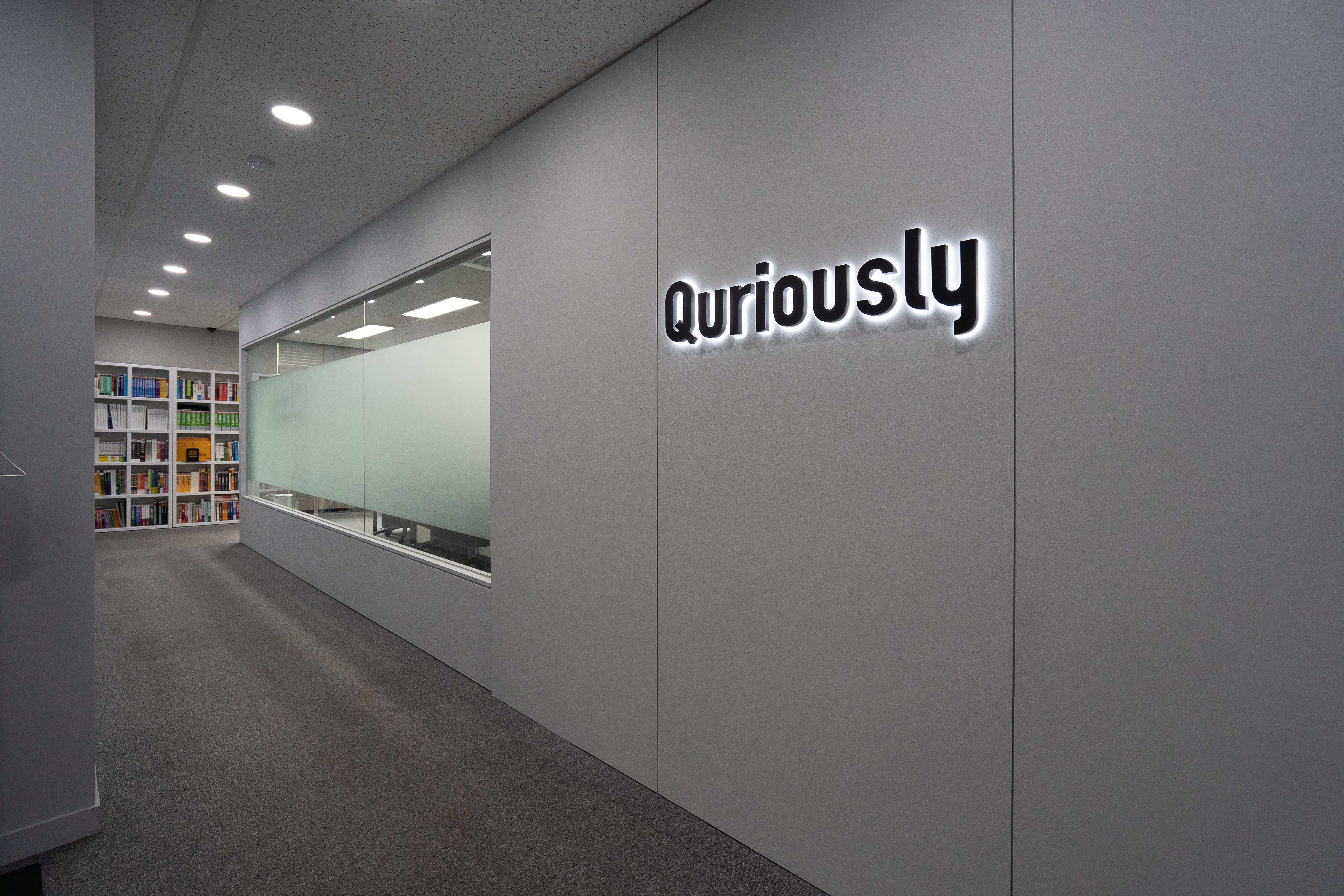 주식회사 큐리어슬리 대표이미지