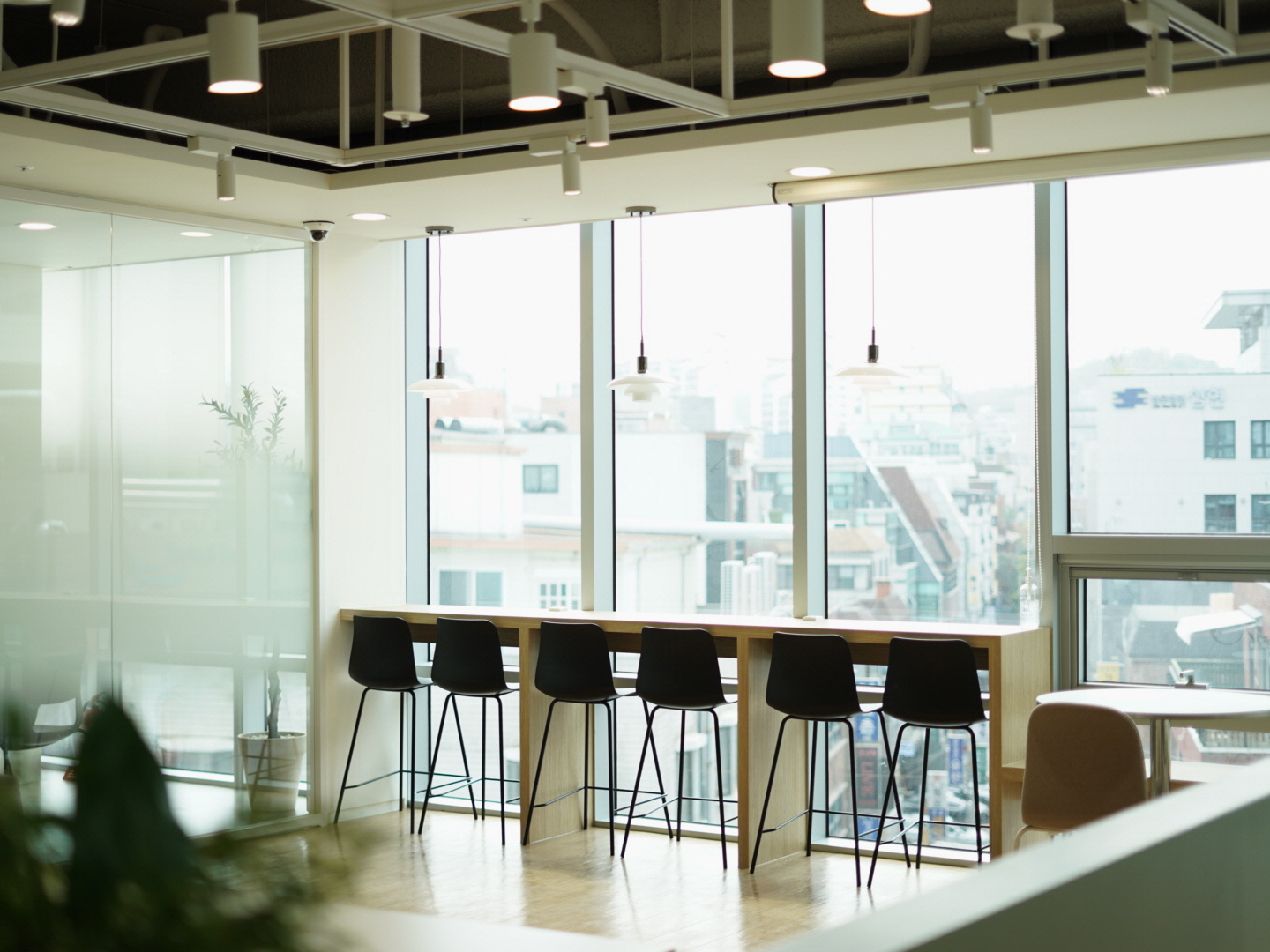 피에프씨테크놀로지스(주) 대표이미지