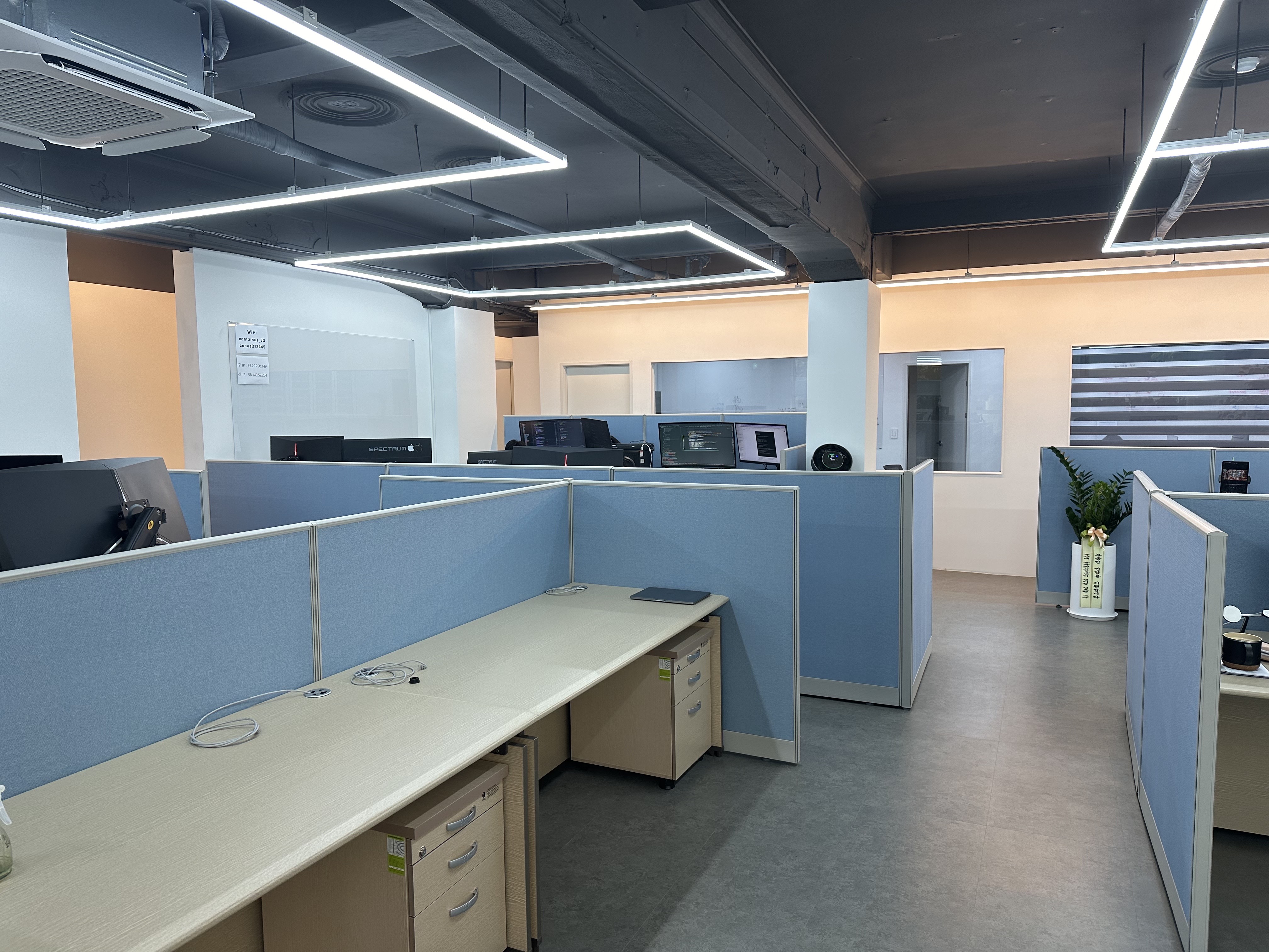 (주)컨테인어스 대표이미지