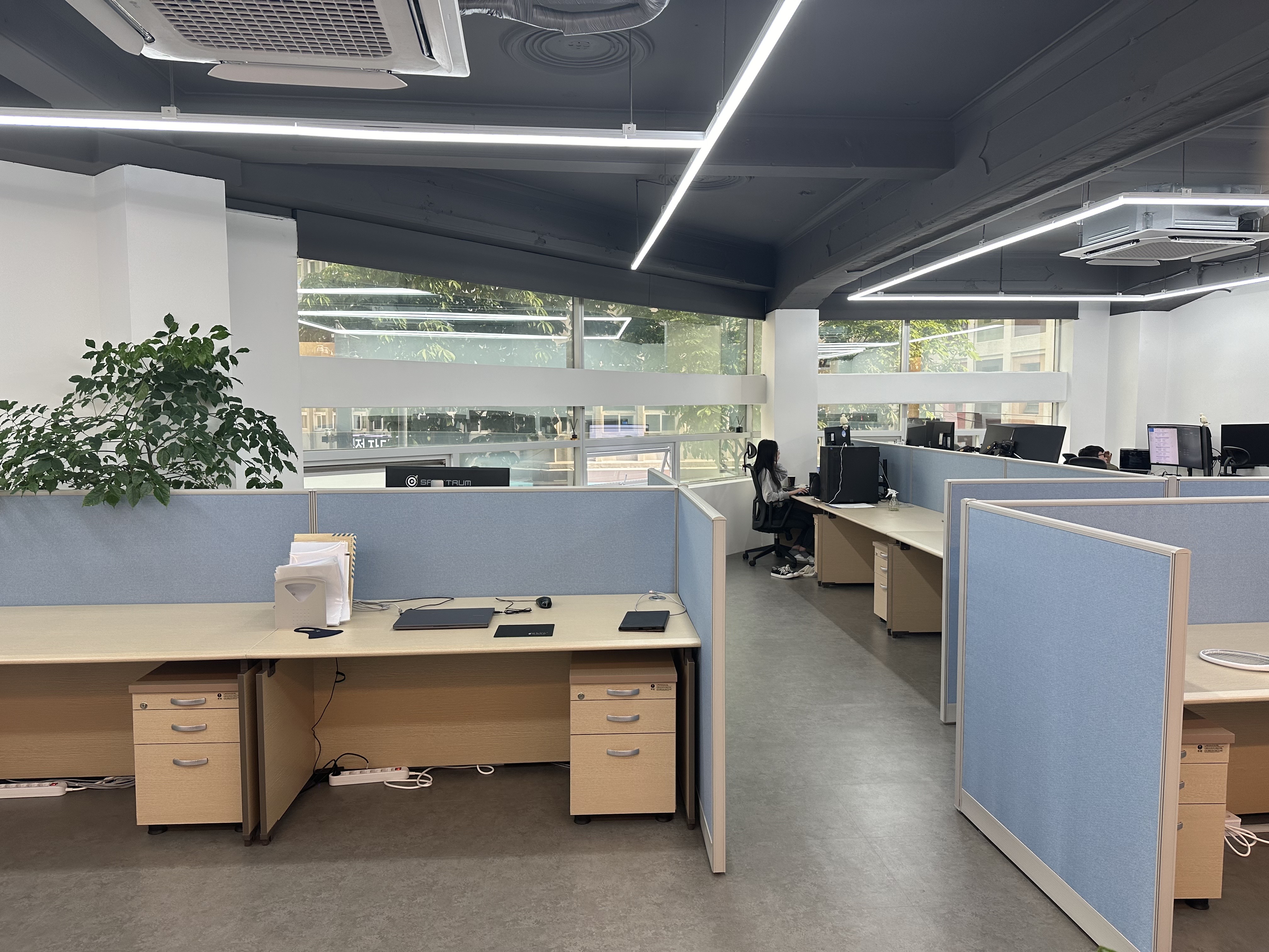 (주)컨테인어스 대표이미지