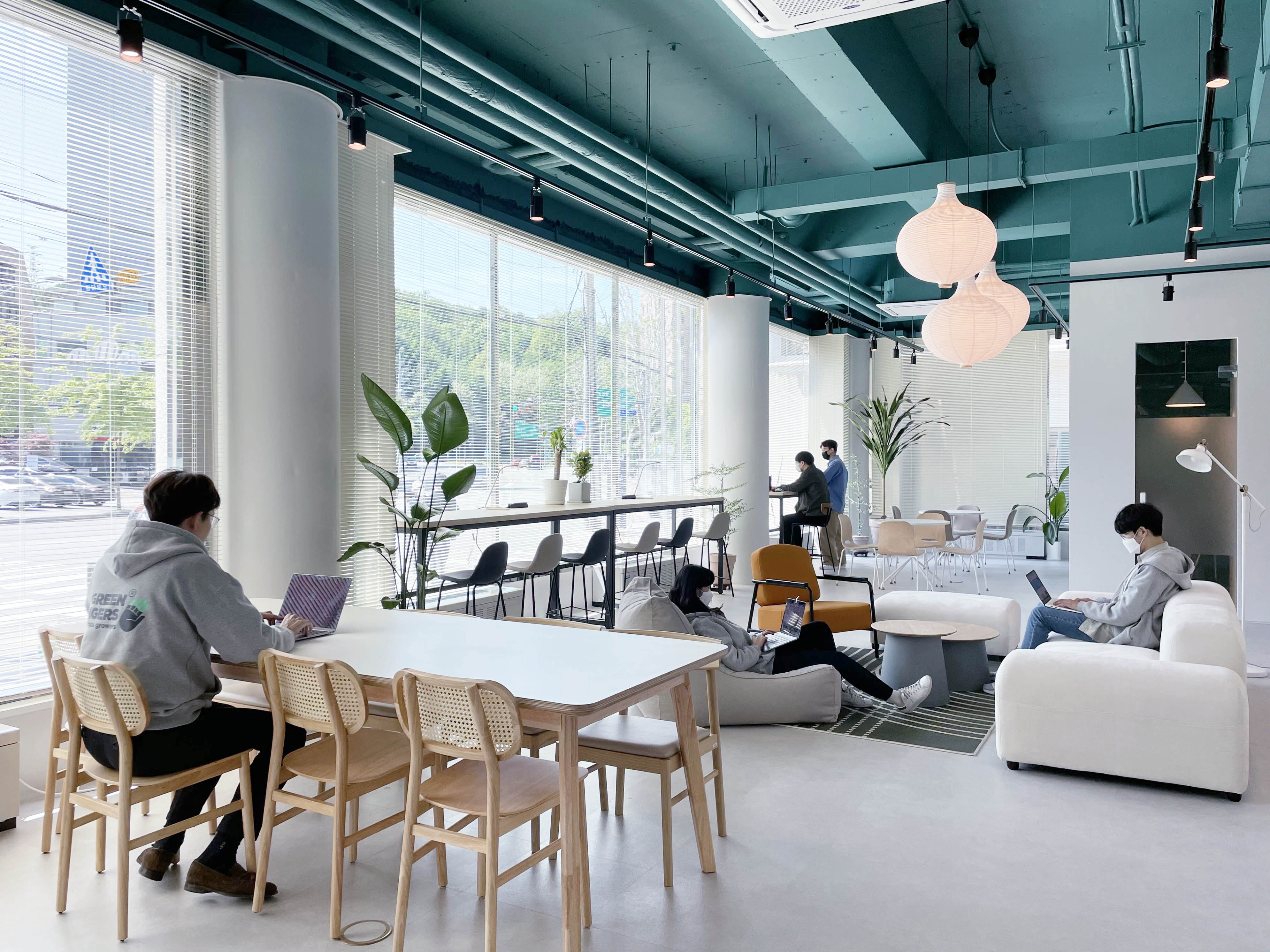 아이오크롭스(주) 대표이미지